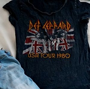 Def Leppard Band Tee